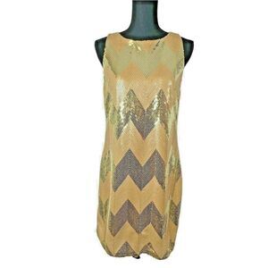 New BB Dakota Malia Gold Chevron Sleeveless Sequined Shift Dress Womens Medium‎